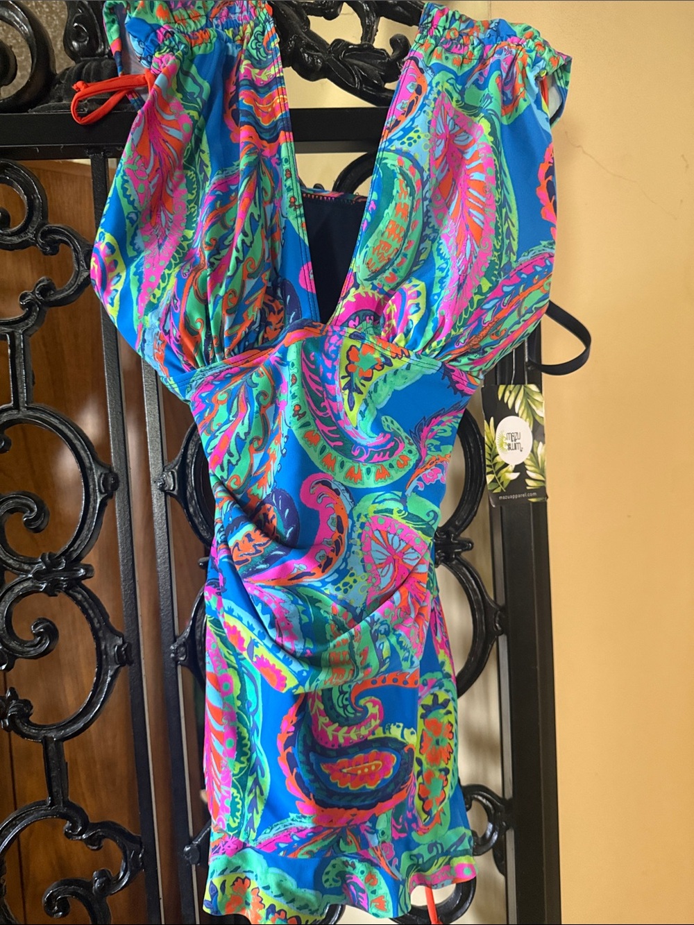 🩷💙 NEW…..Vibrant Blue Paisley-Print Women's Bodysuit